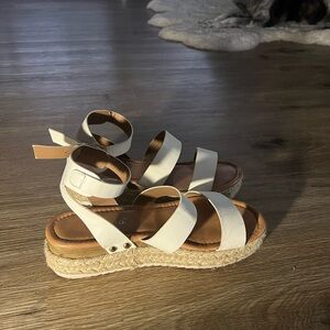 weeboo sandals boho chunky platform white sandals cream Espadrille 8.5